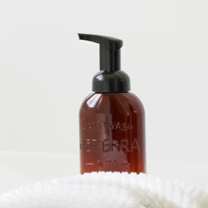 doTERRA Gintaro Spalvos Putojančio Rankų Prausiklio Dozatorius doTERRA Amber Foaming Hand Wash Dispenser